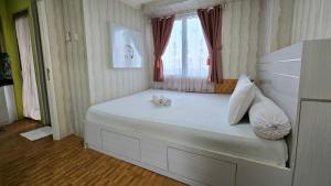 BassuraCity Apartment near Hi-Speed Train Station -Min Stay 3 nights-