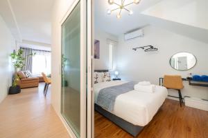 Beachside Patong 50m or less min walk