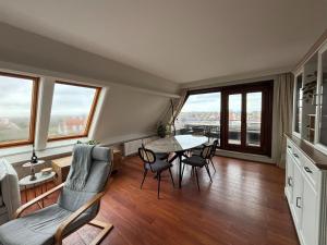 Penthouse in De Haan with Sea View