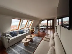 Luxurious penthouse in De Haan with sea view - Strooiendorp