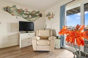 Studio with prime location next to Beach, Jolly Rogers and Boardwalk