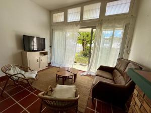 Maisons de vacances Maison vintage proche foret avec parking, animaux acceptes - FR-1-652-15 : photos des chambres