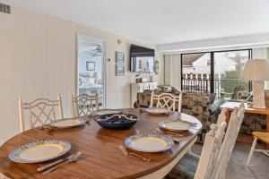 Ocean Block 2-Bedroom, 2-Bathroom Condo in Midtown Ocean City