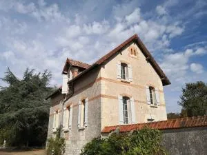 Gîte 19e s., jacuzzi, Loire, 6 pers. - FR-1-586-61 - 班内