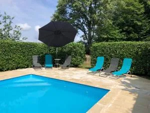 Domaine des Volets Jaunes familial avec piscine chauffée - FR-1-586-56 - Vijon