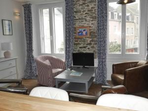 Appartements Appartement cosy 2 chambres, coeur de Le Palais, proche commerces et plage - FR-1-418-268 : photos des chambres