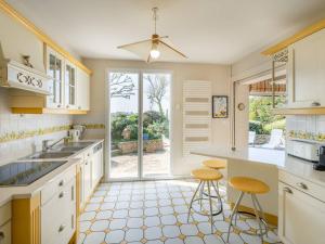 Villas Plouharnel : Maison 7 pieces, 10 pers, Wifi, Animaux admis - FR-1-477-260 : photos des chambres
