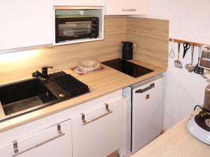 Studio calme à 20 m des pistes - FR-1-322-666