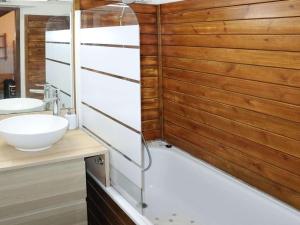 Studio calme à 20 m des pistes - FR-1-322-666