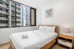 2BR Near Southern Cross Station and Skybus Stop