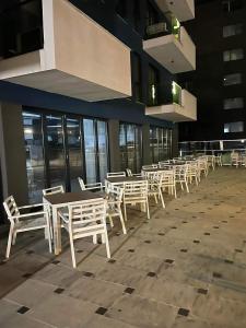 COZY studiou Mamaia Nord by Alezzi