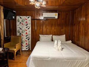 แสนสุข รีสอร์ท ขนอม