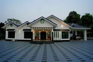 The Mountain Nest-Luxurious Retreat - Tindummal