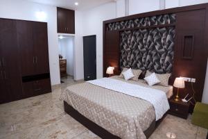 The Mountain Nest-Luxurious Retreat