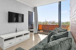 Harbour View Stylish Woodstock Apartment w Balcony