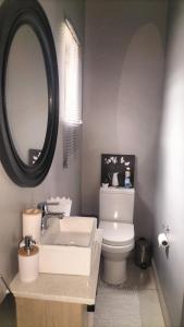 J & M Elegant Escape