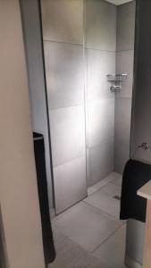 J & M Elegant Escape