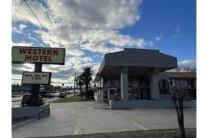 Western Motel By OYO Hattiesburg - Laurel