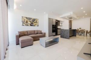 Clover Leaf Apartment B 01 by Homely Malta!