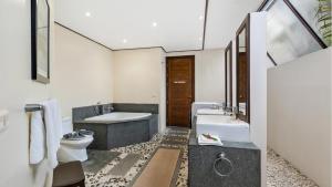 Velaya Blue Villa at Lipa Noi