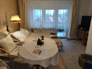 Azyl Karpacz - każdy pokój z własną kuchnią i łazienką