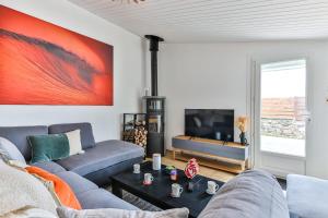 Maisons de vacances La Cabane Rouge - Wifi - Parking : photos des chambres