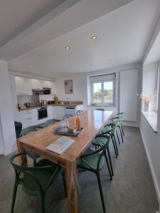 Maisons de vacances Maison familiale - 10pers - 3 etoiles - lumineuse et cosy - draps et serviettes inclus - parking - La Torche 9 min : photos des chambres