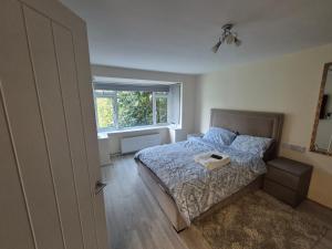 Lovely & Beautiful 2 Bed-Apartment in Borehamwood