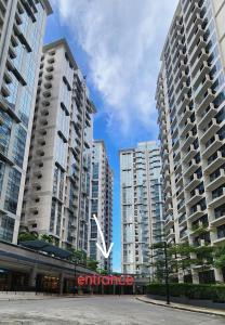 2 Unique Side-by-Side Studios Vibrant & Zen at Viceroy BGC