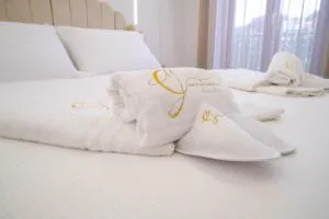 B&B Moon Greeting - design dream's - Lavangone