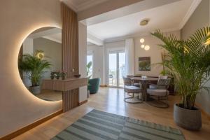 Cityscape Elegance, Central Thessaloniki sea view apartment