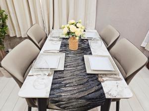 大山民泊 漫画小屋 最大8人 複式2層 池袋電車 5分