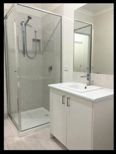 Serenity Home 11 by Hiverooms