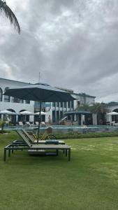 Lux Apartment Seaview Swi pools and private beach private beach