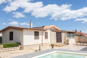 Villa Scrusciu Ri Mari, Noto