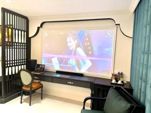 Love Luxury Hotel Bà Điểm