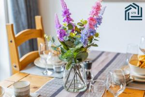 Reading City Getaway Stylish Flat, Sleeps 2