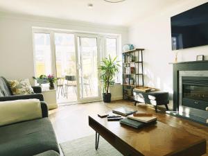 Hydeaway beautiful 3 bedroom house in a great location