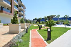 Eden Valley Best Home 34, Modern 1 Bedroom Apartment with Pool in Oba, Alanya