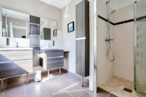 Maisons de vacances 600m de la plage, jardin, maison pour 10 : photos des chambres