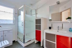 Maisons de vacances 600m de la plage, jardin, maison pour 10 : photos des chambres