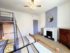 Appartements Maguilon B - Proche Riviere et Vals les bains : photos des chambres