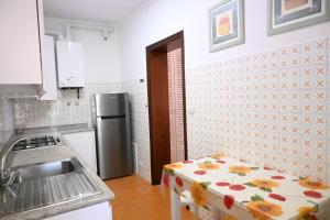 N263 - Numana, delizioso cielo-terra in centro storico