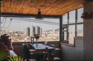 Haebangchon Youth Villa