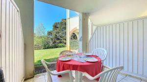 Appartements M-Albatros 01-Moliets Appartement 4- 5 personnes proche golf dans residence avec piscines : photos des chambres