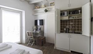 Milano Navigli Canal View Studio Apt