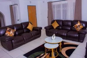 Holiday Home, Zimre Park, Harare, Zimbabwe - Kingsmead