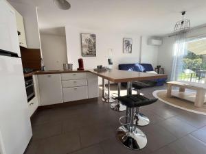 Appartements Poggio Mezzana T2 climatise avec jardin proche mer : photos des chambres