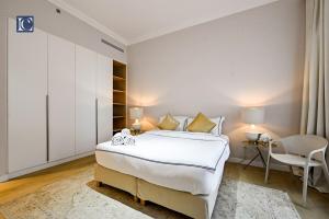 Luxury Escapes - Stylish 2-Bedroom Haven in La Cote, Port de La Mer