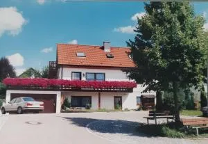 Ruhiges Einzimmer-Apartment - Aspach